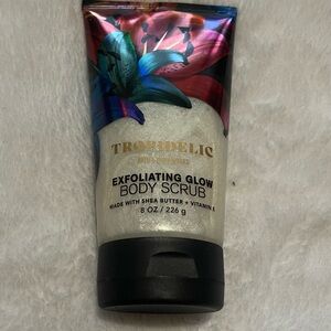 Bath and body Body Works Tropidelic exfoliating glow body scrub